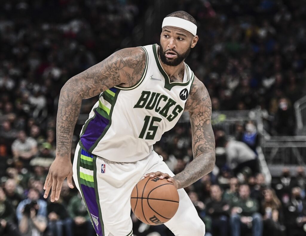Cousins signed by Bucks