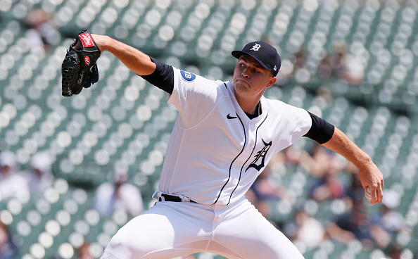 MLB DFS Sunday Slingers and Swingers