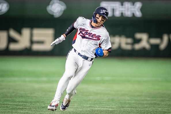 Scouting Jung-Ho Lee, KBO/MLB