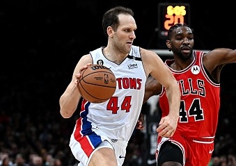 NBA Trade Deadline: Bojan Bogdanovic to Knicks
