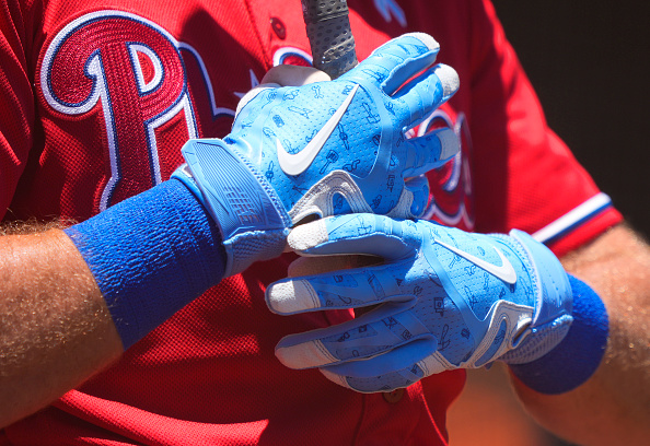 MLB - Father's Day - Philadelphia Phillies Gloves