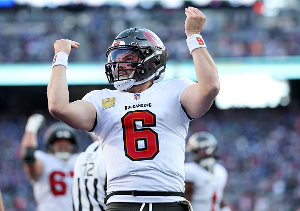 NFL Team of the Week - Week 12 - Buccaneers QB Baker Mayfield